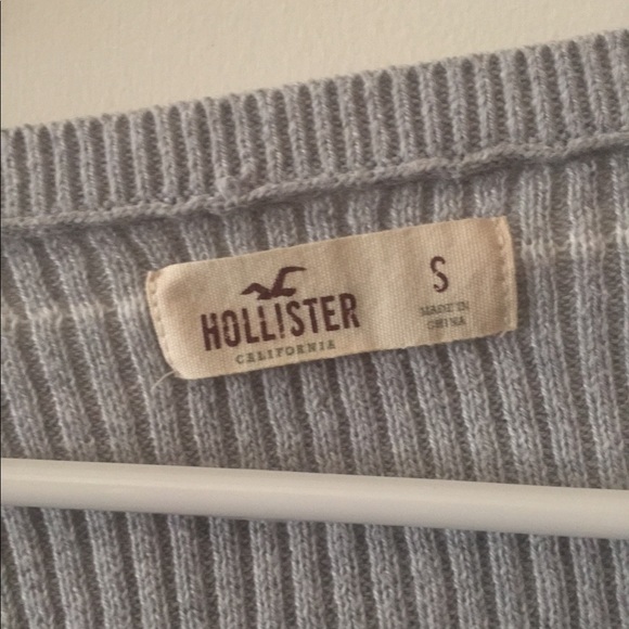 Hollister long sleeve Henley - Picture 4 of 6